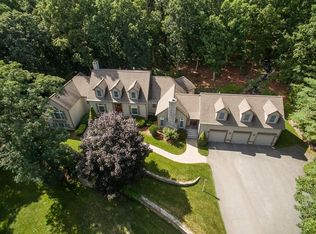 5 Concord Pl, Acton, MA 01720