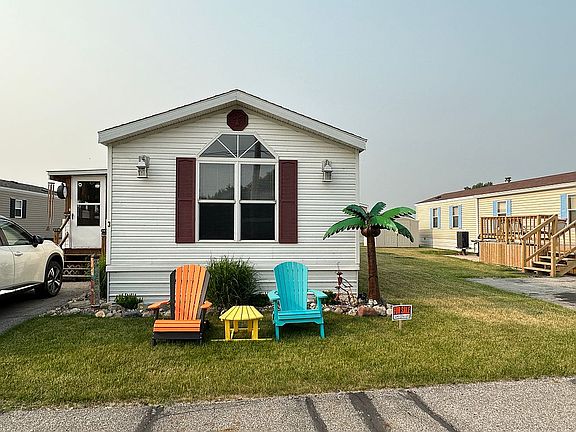 2nd image of 5851 S Shore Dr