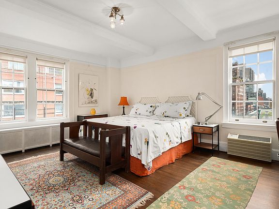 5th image of 38 E 85th St #10A