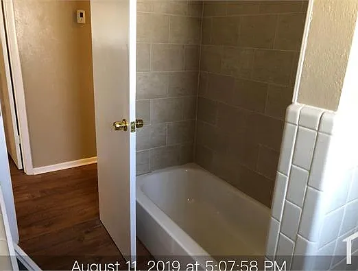 4913 South Dr — Photo 4