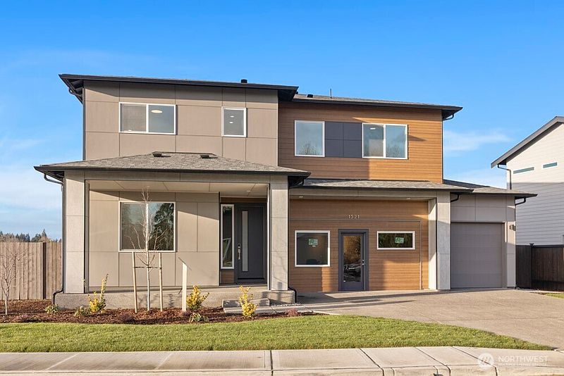 3rd image of 13820 17th Avenue E #82