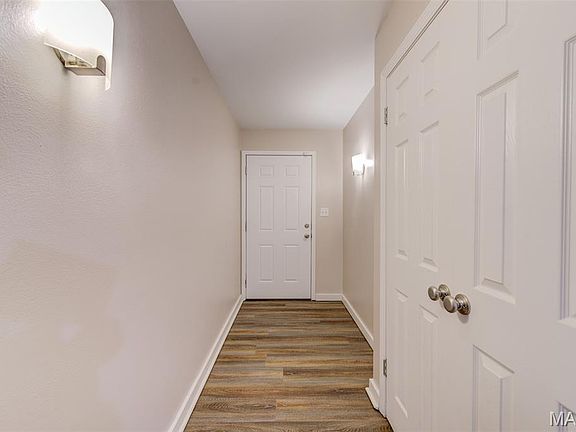 3rd image of 3170 Kingsley Dr
