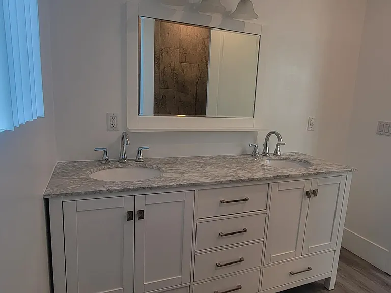 5809 Cleon Ave — Photo 8