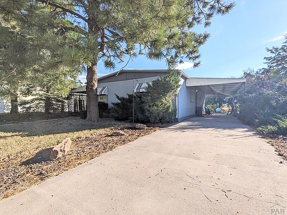 3rd image of 2738 Applewood Dr