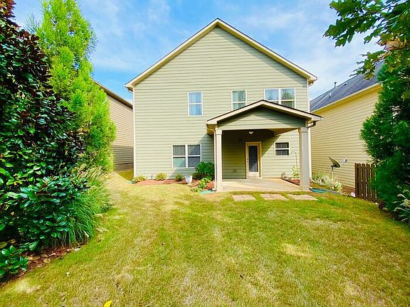 4th image of 302 Montgomery Way