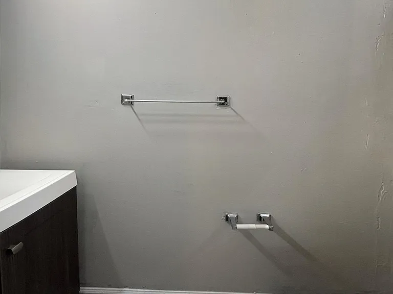 5515 Ludlow St — Photo 4