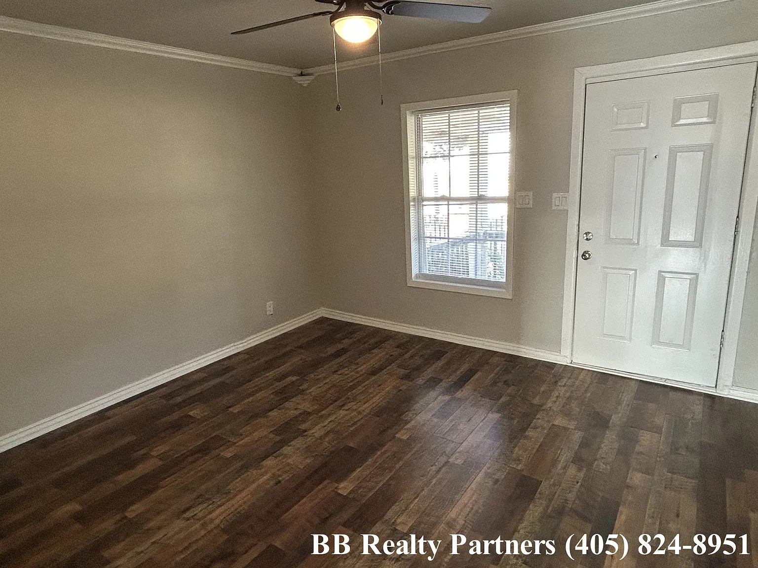 3 bed, 1100 sqft, $1,345 — Photo 4