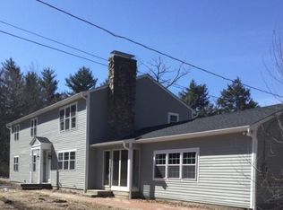 1069 Reynolds Rd, Glocester, RI 02814
