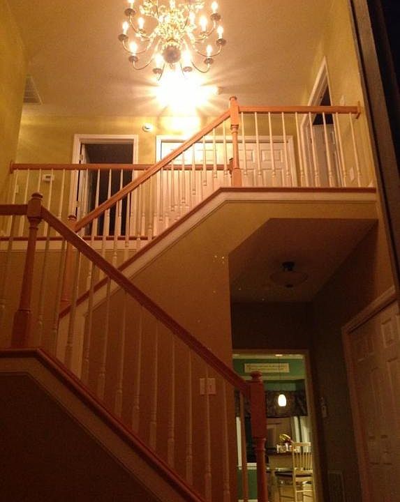 1st image of 75 Buckingham Ct
