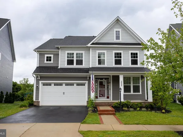 2425 Morgans Point Dr, Dumfries, VA 22026