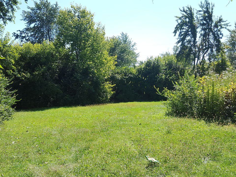 2nd image of 3043 Wadsworth Ct