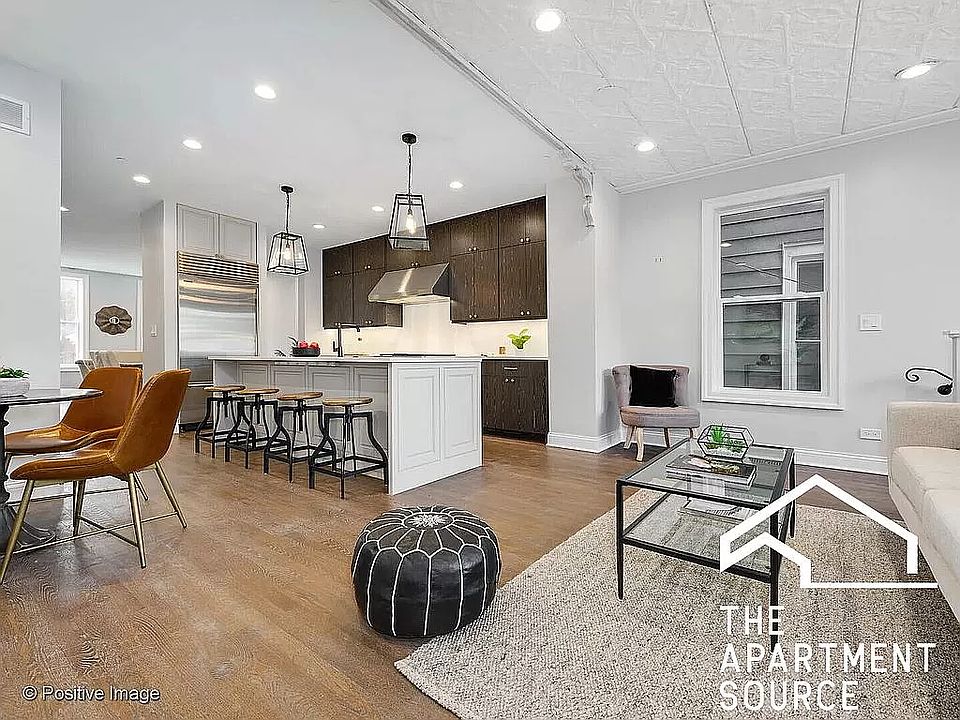 1st image of 1635 W Pierce Ave #1