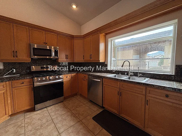 963 Ranchview Cir — Photo 24