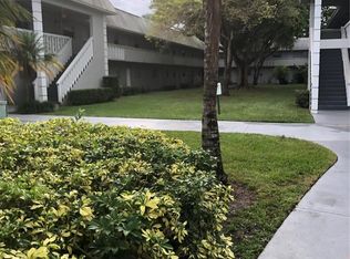 17255 SW 95th Ave APT 346, Palmetto Bay, FL 33157