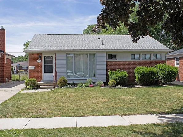 19836 Shady Lane Ave, Saint Clair Shores, MI 48080