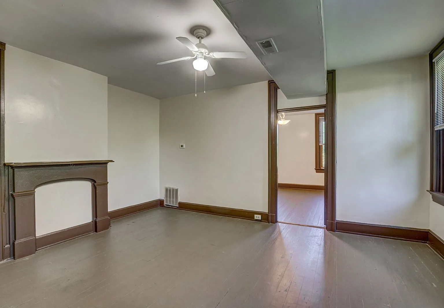 2 bed, 1.0 bath, $1,020 — Photo 4