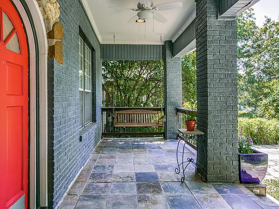 5th image of 6011 Palo Pinto Ave
