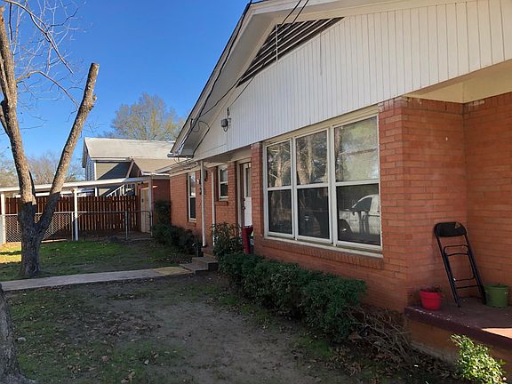 5th image of 1801 N Carlyle Ave