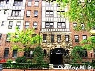 4 Maple Dr #6H — Photo 1