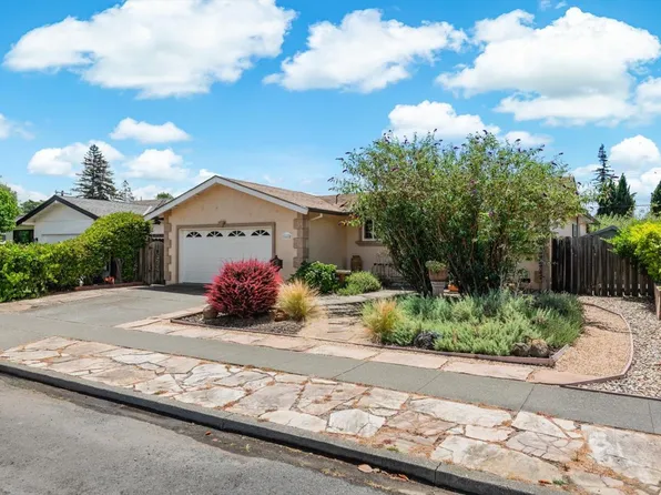 1615 Bryce Court, Napa, CA 94558