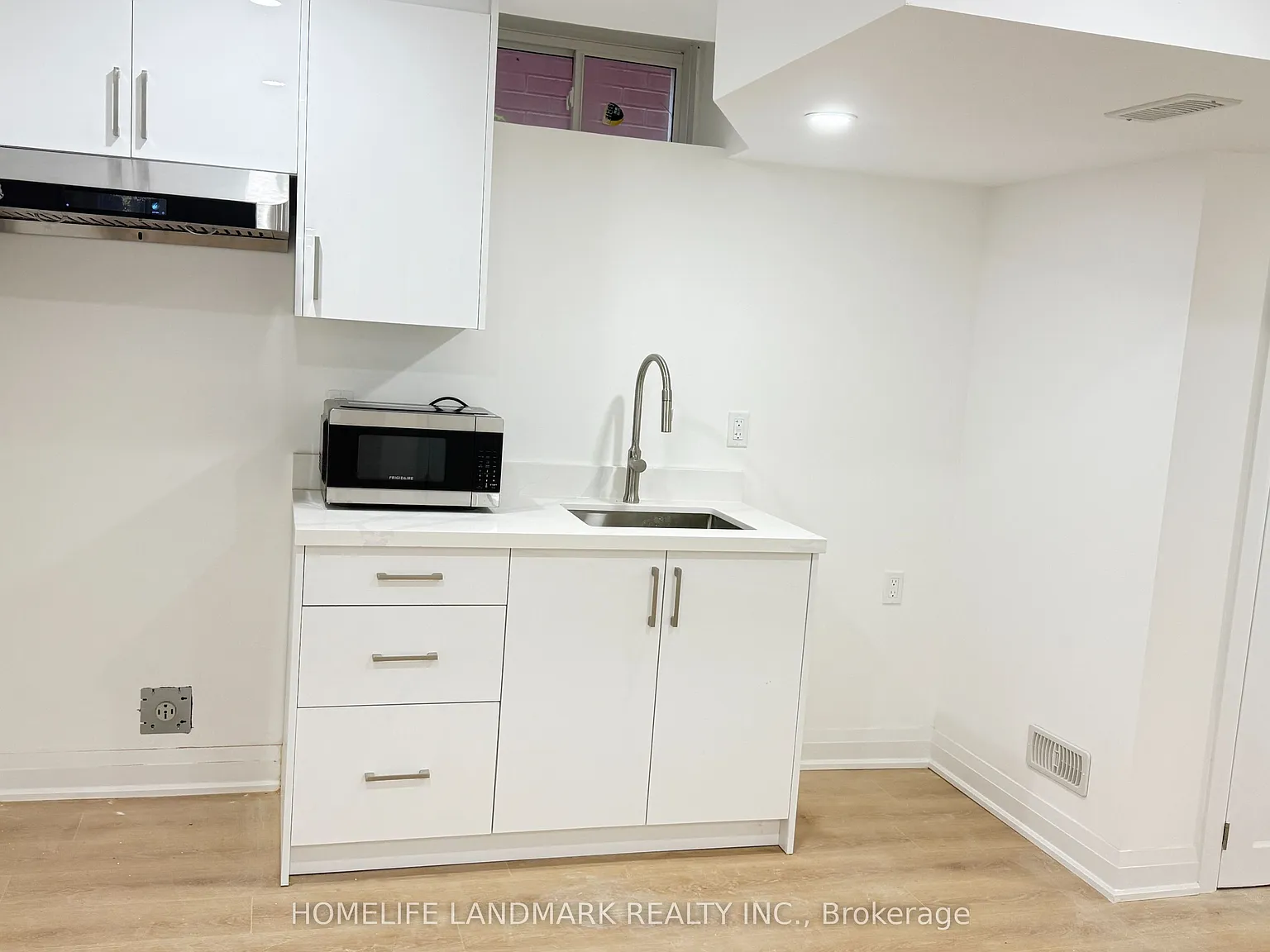 2 bed, $1,850 — Photo 4