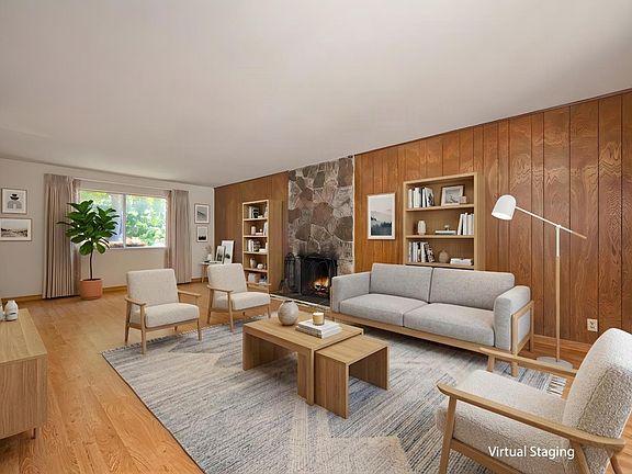 2nd image of 8975 Lanier Way