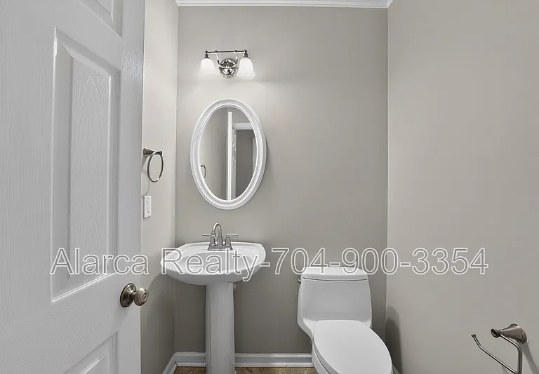 17420 Baldwin Hall Dr — Photo 28