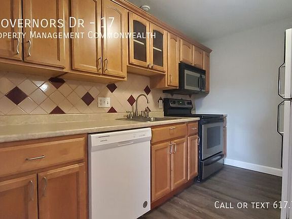5th image of 900 Governors Dr APT 17