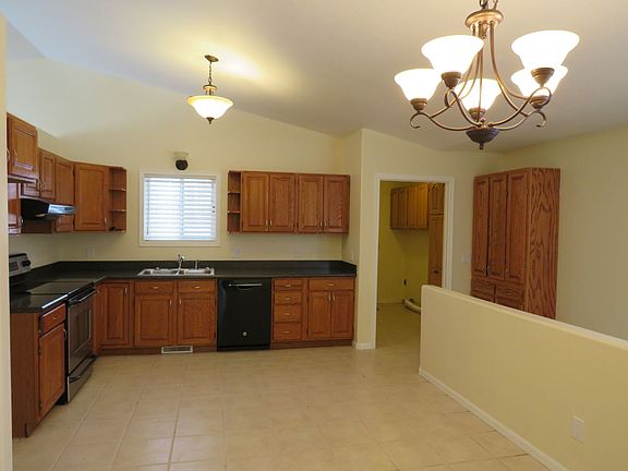 2nd image of 3505 Flagstone Dr