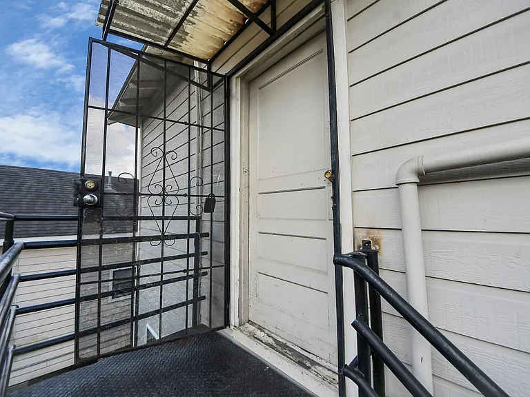 2502 Saltus St #3 — Photo 7