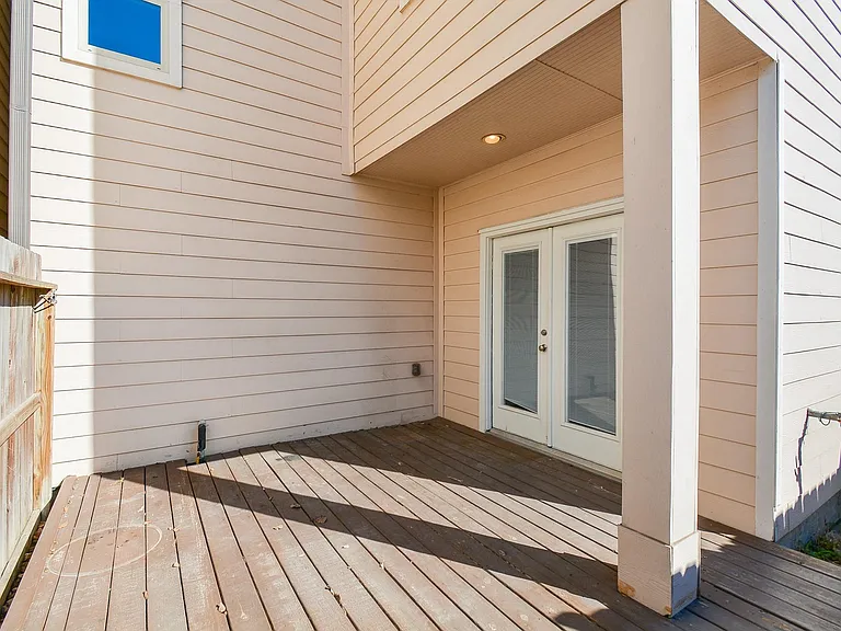1610 Parker St — Photo 31