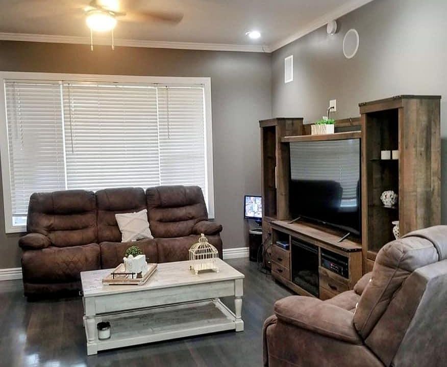 1st image of 2414 Harvey Ave #2