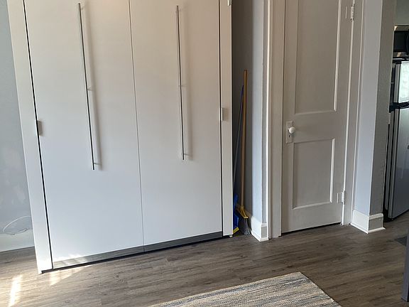 4th image of 736 5th St N #1/2