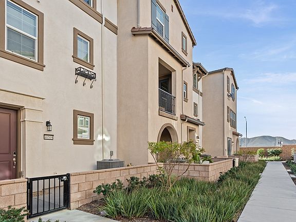 3rd image of 40509 Melrose Dr
