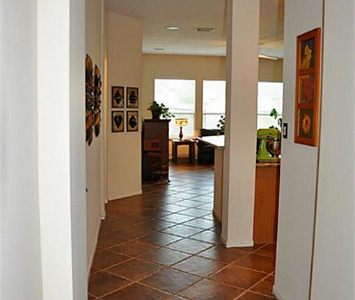 3rd image of 3018 Sunset Park Dr