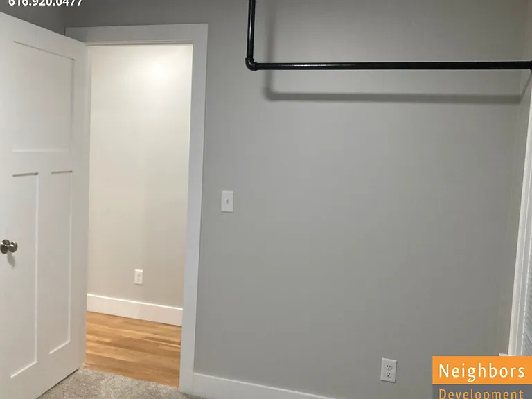 927 Arianna St NW — Photo 34