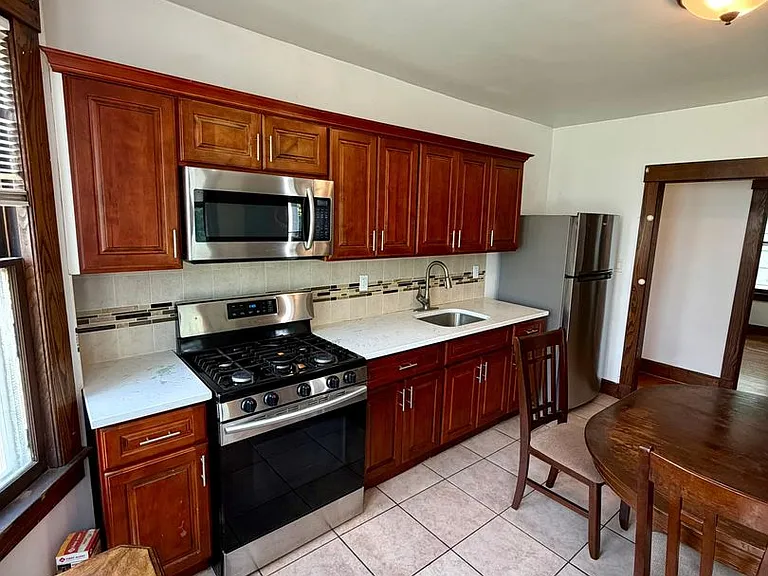 36 Farr Ave — Photo 6