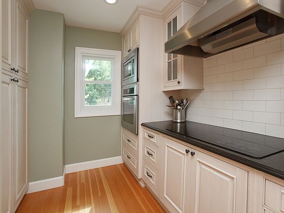 4th image of 5110 Gravenstein Hwy N