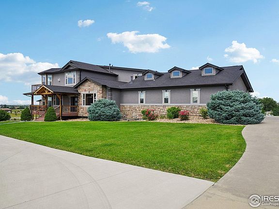 3rd image of 302 Dove Ln