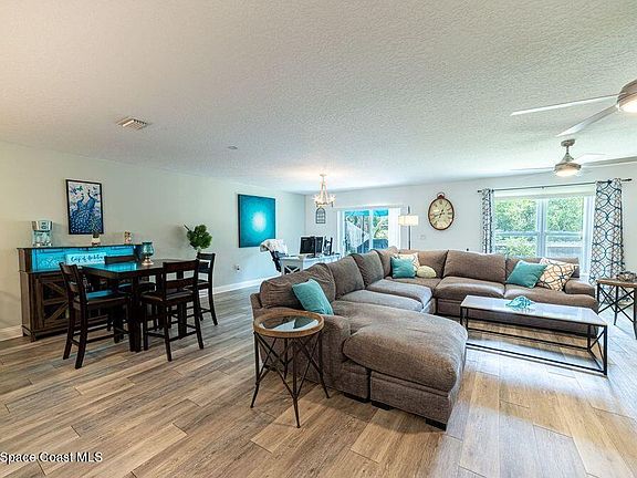 5th image of 514 L M Davey Ln