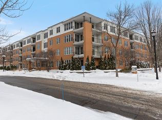 410 Farrell St APT 119, South Burlington, VT 05403