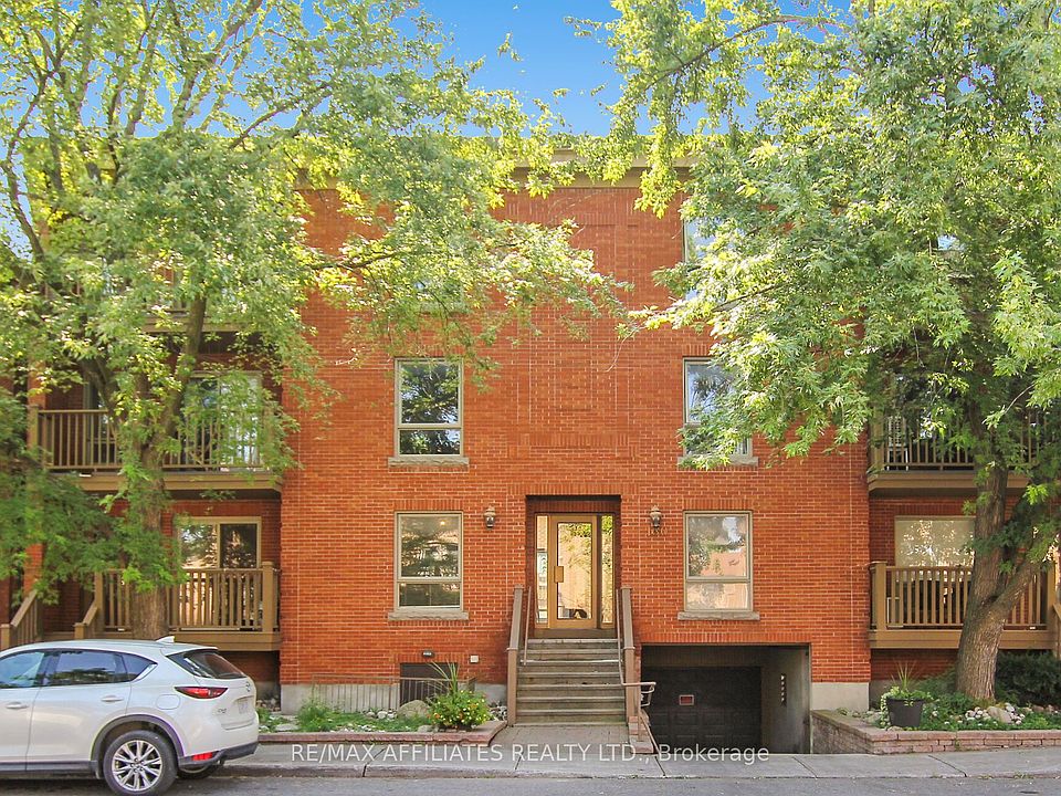 1st image of 160 Bruyere St #1