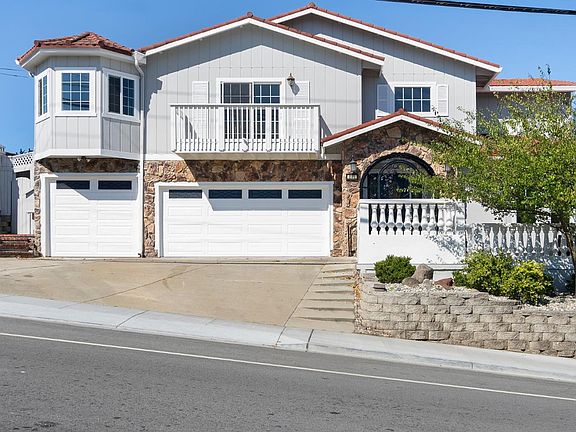 2nd image of 881 Glenview Dr