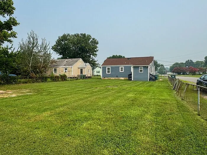 1809 Geffert Dr — Photo 26