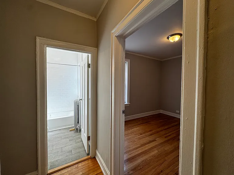 6422 N Greenview Ave #1 — Photo 10
