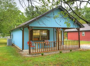 319 N Orchard St, Alba, MO 64830