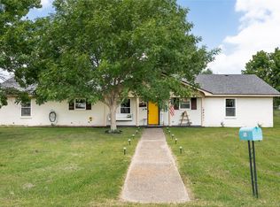 104 Sherry Lynn Dr, China Spring, TX 76633