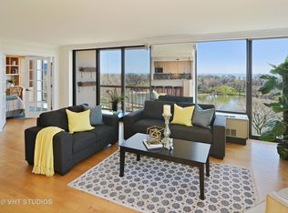 2500 N Lakeview Ave APT 802, Chicago, IL 60614