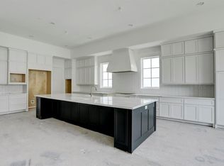 4926 Valerie St, Bellaire, TX 77401