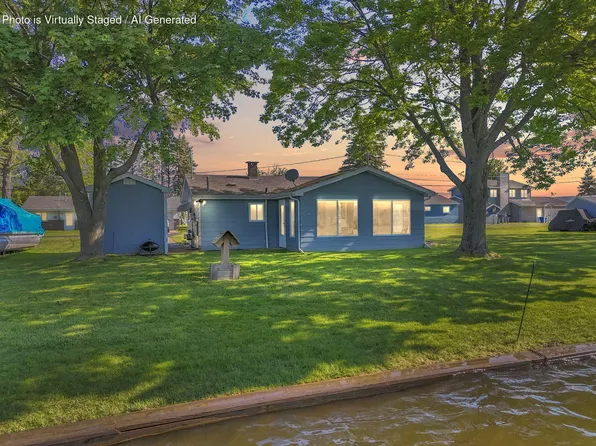 115 Church St, Houghton Lake, MI 48629